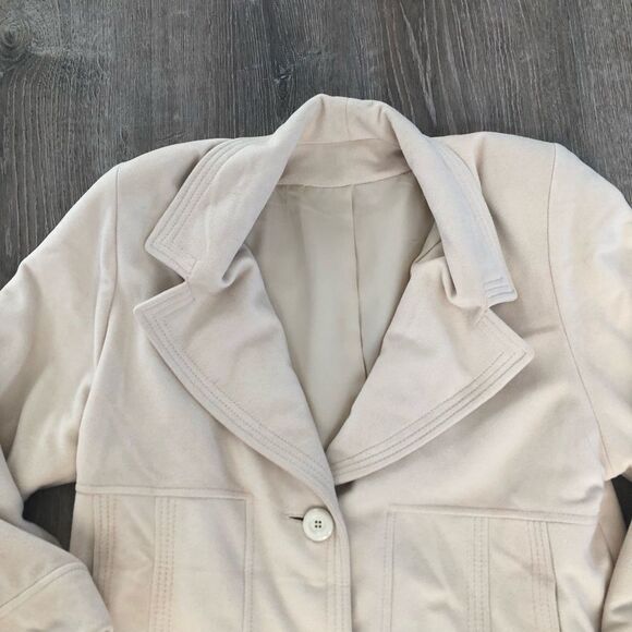 Vintage Juli de Roma Women's Button Front Cream Long Sleeve Coat Made In USA - Picture 2 of 7